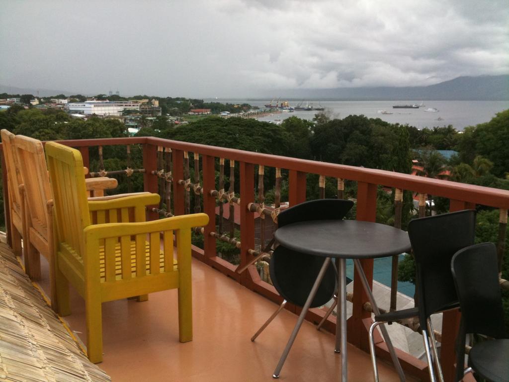 Grande Vista Hotel Puerto Princesa Extérieur photo